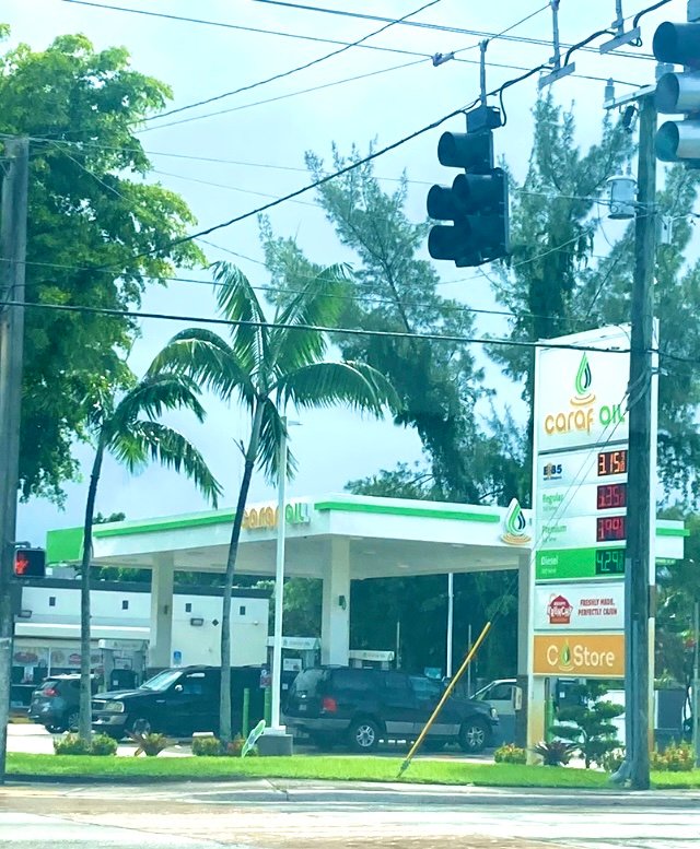 Caraf Oil Gas Station in Miami, Florid