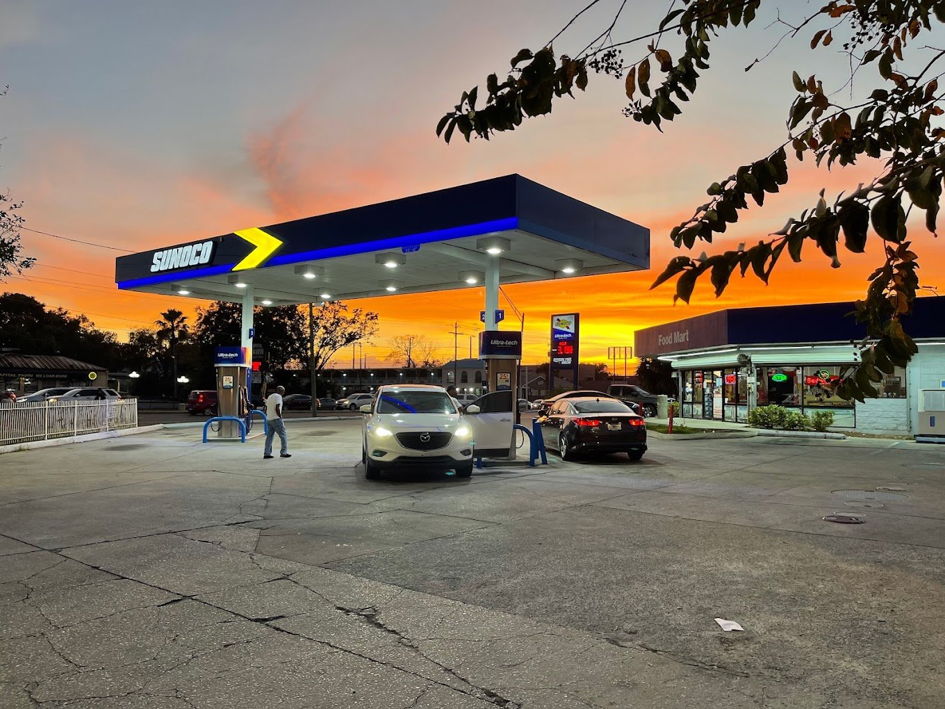 Sunoco Gas Station in Tampa, Florida